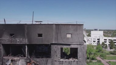 Bu video, Ukrayna 'daki savaşın sonucunu gösteriyor. Borodyanka, Bucha' da 8K çözünürlüklü bir yerleşim yeri.