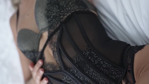 Tento Stock Vertikální Video Ukazuje Dívku Erotické Sexy Spodní Prádlo — Stock video