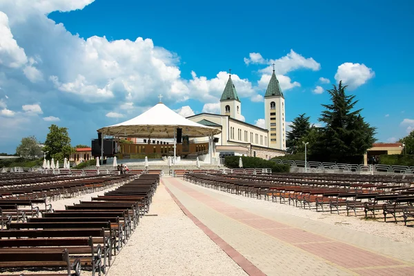 BOSNIA - Medjugorje - A igreja — Fotografia de Stock