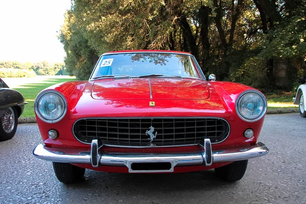 Coche viejo - Ferrari — Foto de Stock