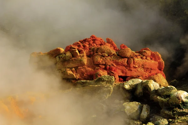 イタリア - ポッツオーリ (ナポリ) - ソルファターラ活火山 — ストック写真