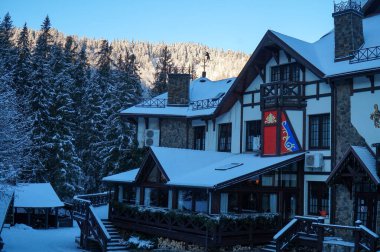 Karpat Dağları 'ndaki otellerden birinin içinde..