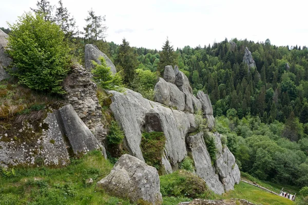 Rochers Calcaires Dans Les Carpates — Photo