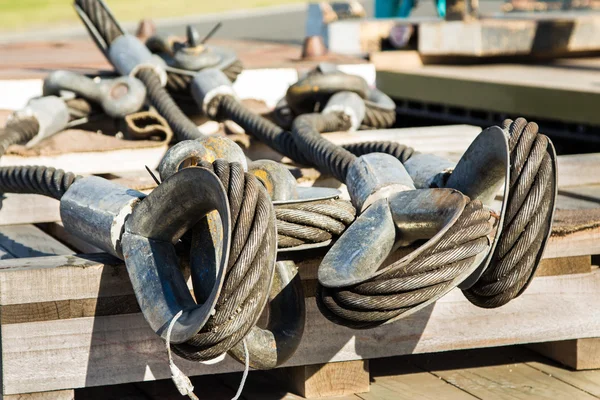 Crane stål kabel loopar — Stockfoto