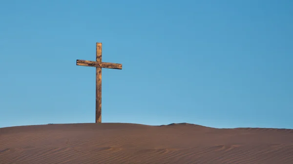 Cruz de duna de arena —  Fotos de Stock