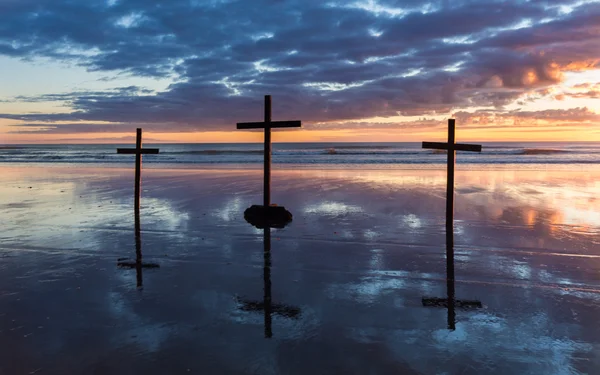 Riflessione Croci da spiaggia — Foto Stock