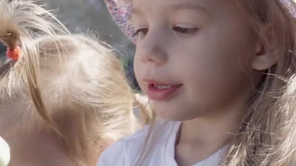 Close Portrait Girl Enjoys Delicious Ice Cream Cone Child Eating — Vídeo de stock