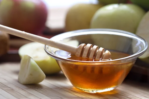 Honey and fruit — Stock Photo, Image