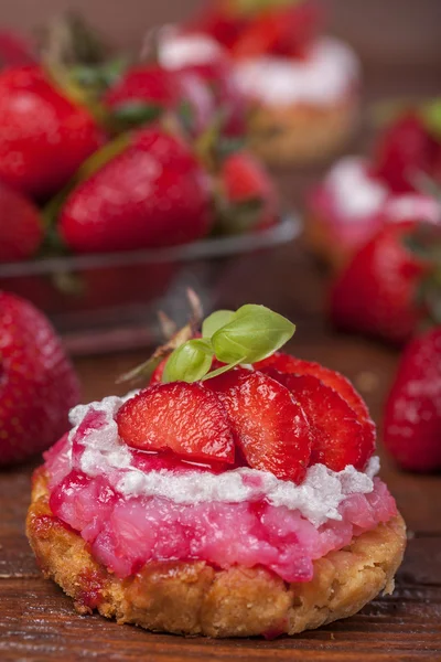 Strawberries cake — Stock Photo, Image