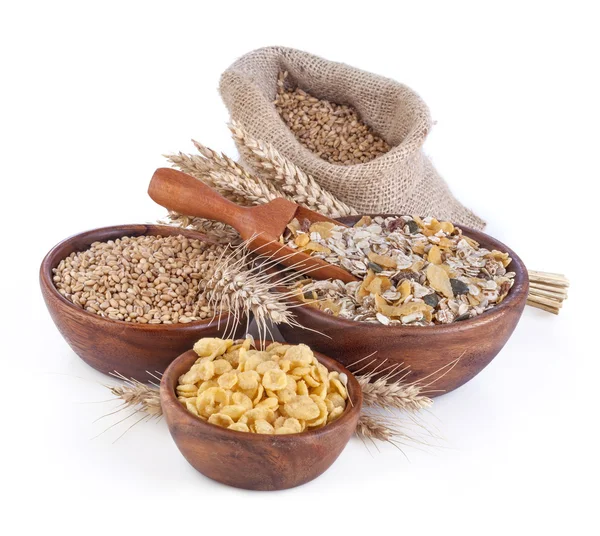 Müsli, Cornflakes und reifer Weizen — Stockfoto