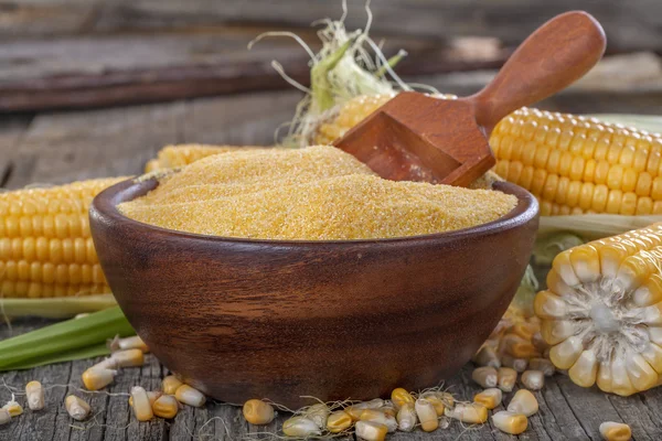 Kukuřice s polentou krupice — Stock fotografie