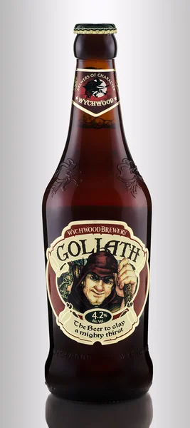Бутылка пива Wychwood Goliath — стоковое фото