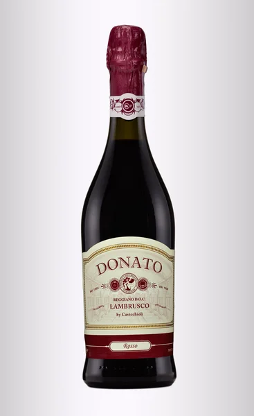 Bottle of Lambrusco Rosso Dolce — Stock Photo, Image