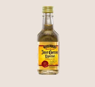 jose cuervo tequila şişe minyatür