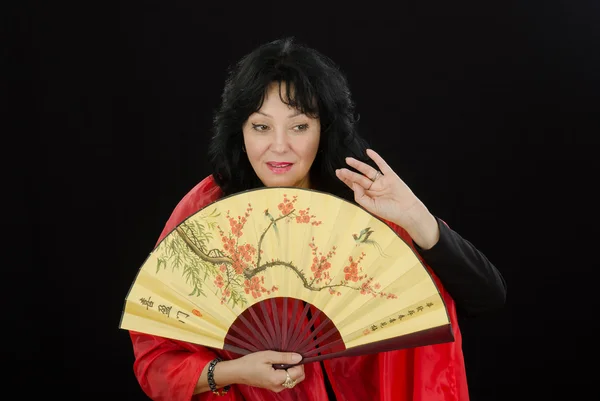 Actriz juega el papel de geisha en el teatro —  Fotos de Stock