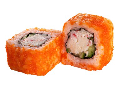Beyaz arka planda bir çift suşi rulosu. Suşi dürümlü lezzetli Japon yemeklerini yakından çek..