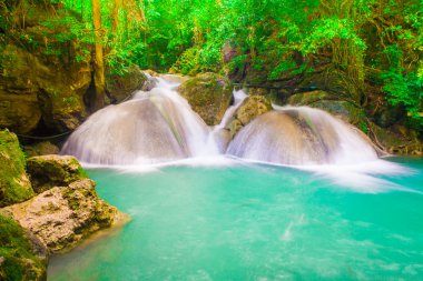 Erawan Şelalesi Ulusal Parkı Kanjanaburi Tayland