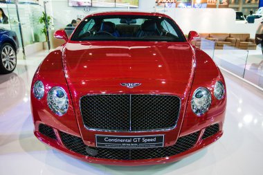 Bentley bentley gt hız ekranı Sahne Alanı'nda motorlar