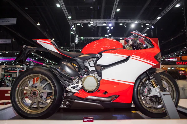 Ducati 1199 motosiklet Sahne Alanı'nda görüntülemek — Stok fotoğraf