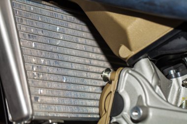 Motosiklet motoru cooller kazan yakın çekim detay