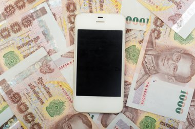 Tayland para birimi, cep telefonu ile Tay 1000 baht.