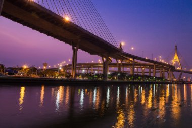 Endüstriyel çevre yolu Köprüsü, gece