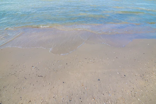 Mooi strand en tropische zee — Stockfoto