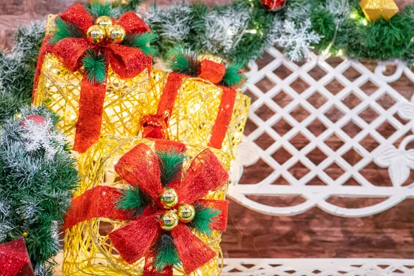 Noel Ağacı Dekorasyonunda Noel Hediyesi Paketi Grubu Mutlu Noel Arkaplanı — Stok fotoğraf