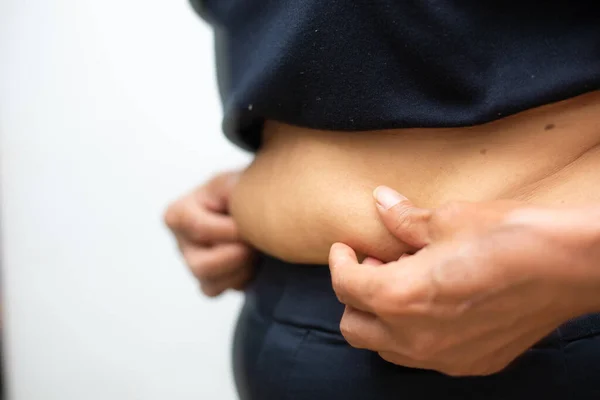 Frauen Halten Dicken Bauch Auf Weißem Hintergrund Ernährung Gesundes Konzept — Stockfoto