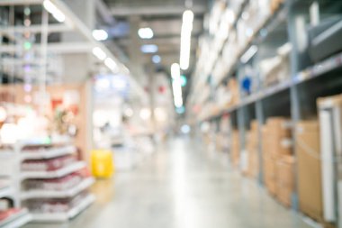 Alış veriş rafı iş arka planında bulanık depo kutusu