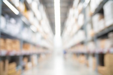 Bokeh iş geçmişine sahip soyut bulanık market rafı