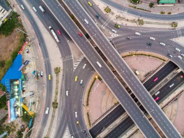 Araç taşımacılığı endüstrisi ile hava görüşü kavşağı yolu