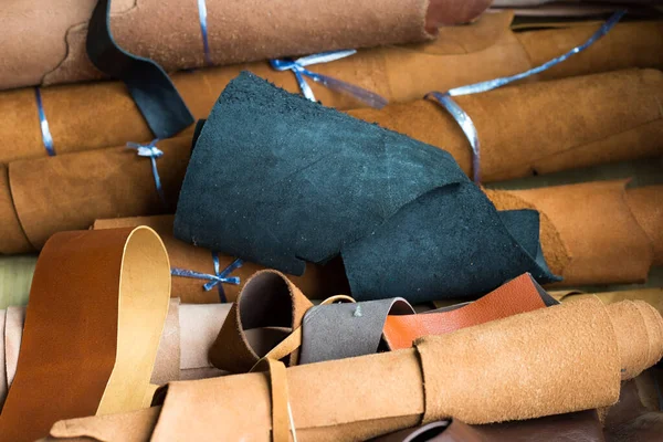 Genuine Fold Leather Crafts Shop Craftmanship Working Store —  Fotos de Stock