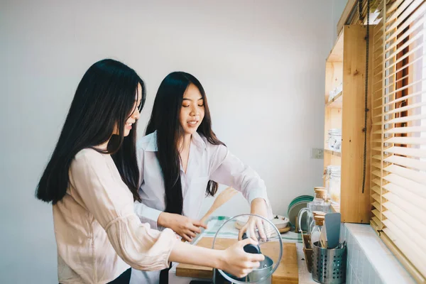 Young Female Asian Women Friends Cooking Kitchen Preparing Together Meal — Foto de Stock