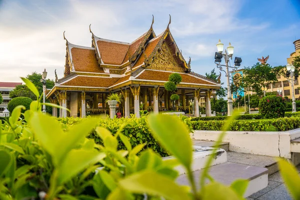 Buddhist Temple Bangkok City Sunset Sky Travel Sightseeinng Concept Thailand — Stockfoto