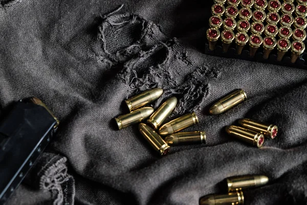 9Mm Para Teljes Fém Kabát Golyó Vintage Ruha Önvédelmi Koncepció — Stock Fotó