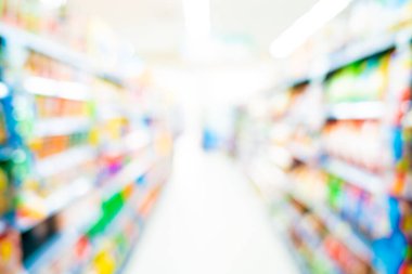 Soyut bulanık süpermarket yiyecek ve içeceği rafta Bokeh ile birlikte