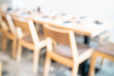 Müşteri ve yemek işi ile bulanık Japon restoranı