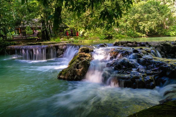 Waterfall Deep Tropical Rain Forest Green Tree Nature Scenery — Photo