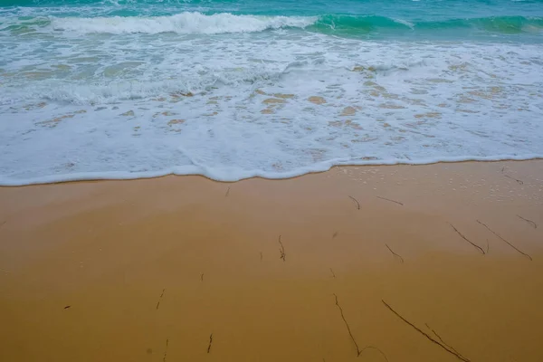 Tengeri Hullám Strand Türkiz Víz Nyári Vakáció Háttér — Stock Fotó