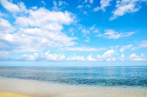 Girit Denizi üzerinde sakin