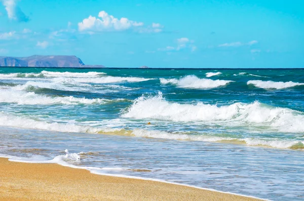 Storm waves on the coast Cretan Sea — Stock Photo, Image