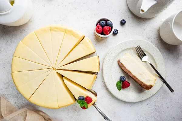 Klassischer New Yorker Käsekuchen — Stockfoto