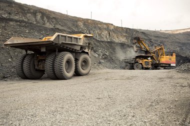 Strip mine, kursk manyetik anomali, kursk, manyetik anomali, demir, cevher, belgorod, Rusya, metalloinvest, lebedinskii gök, kedi, caterpillar, Damper,