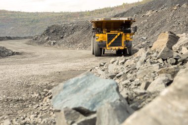 Strip mine, kursk manyetik anomali, kursk, manyetik anomali, demir, cevher, belgorod, Rusya, metalloinvest, lebedinskii gök, kedi, caterpillar, Damper,