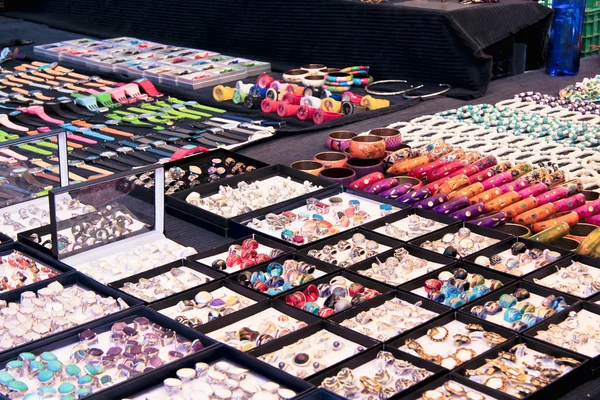 sokak jewllery deposu