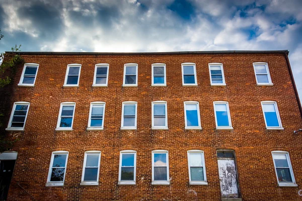 Terkedilmiş tuğla bina bairs, pennsylvania. — Stok fotoğraf