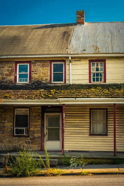 Old house in Abbottstown, Pennsylvania. — Stock Photo, Image