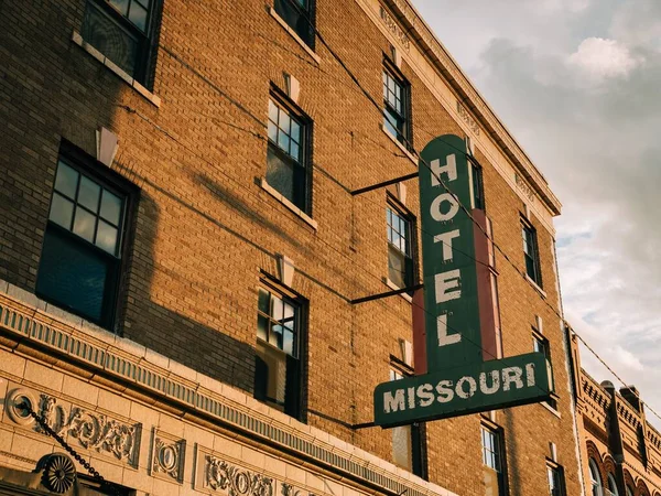 Vintage Hotel Missouri Znak Springfield Missouri — Zdjęcie stockowe