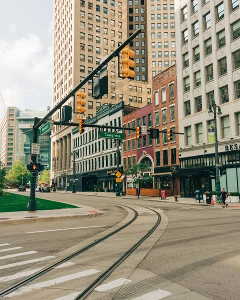 密歇根州底特律市中心的交叉口 — 图库照片